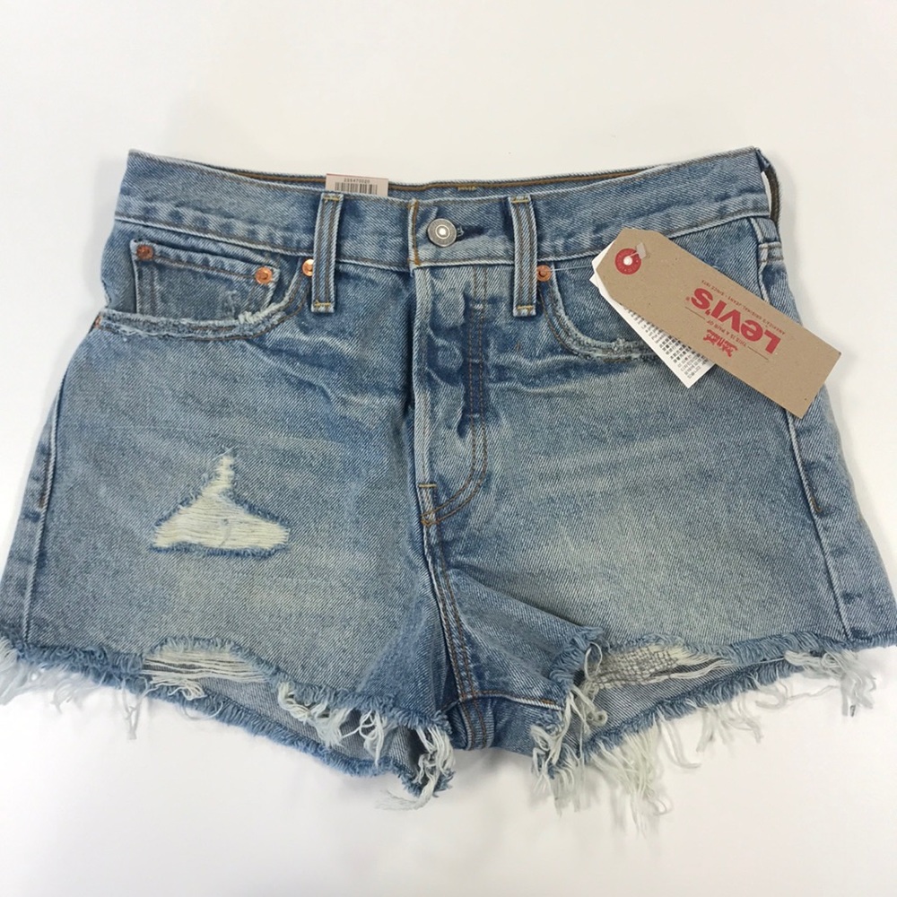 Levi cut off jean shorts